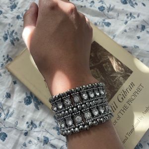 VINTAGE || Silver Diamond Bracelet (unknown)